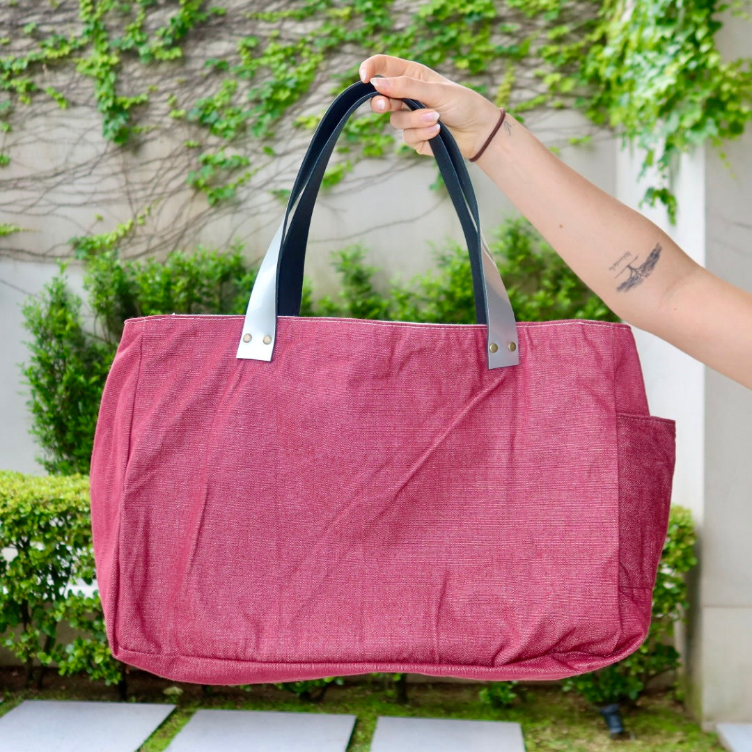 Bolsa Wallow Vinho com Alça de Couro Prata