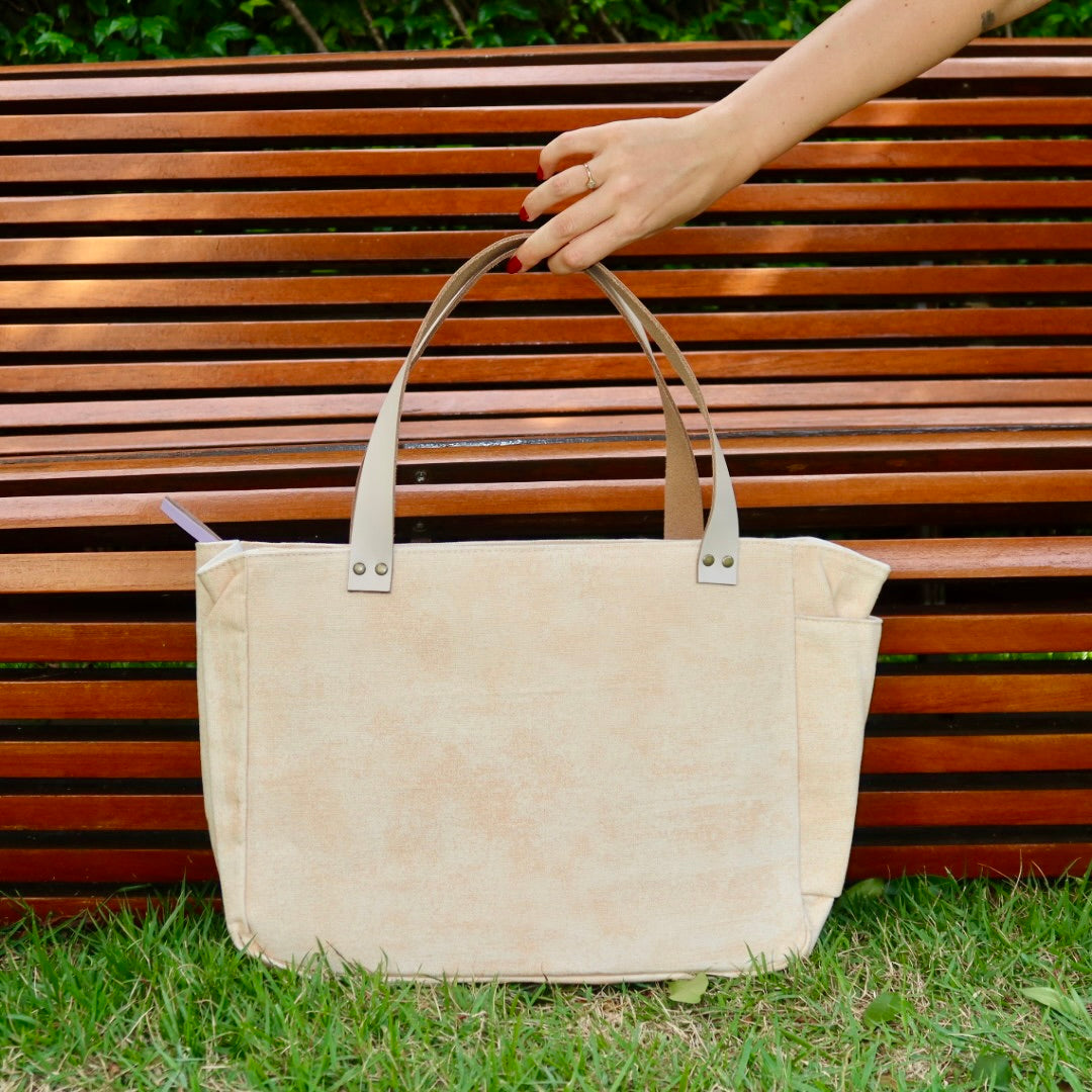 Bolsa Nuna Laranja com Alças de Couro Off White