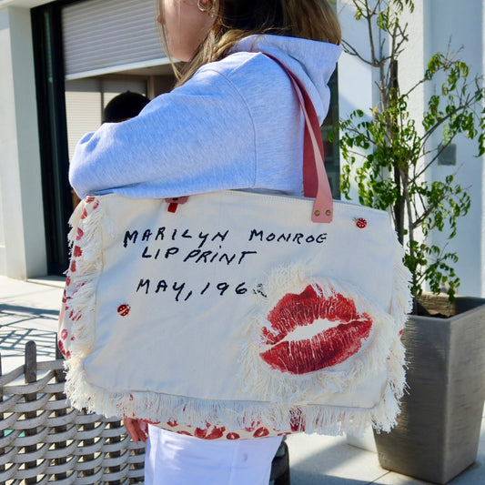 Bolsa Wallow Marilyn com Alça de Couro Rosa Claro