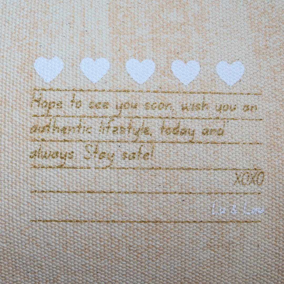 Necessaire Flat Bege Estampada (Dourado e Branco)