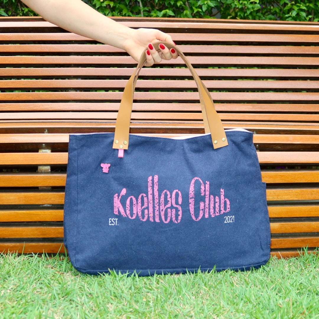 Bolsa Wallow Marinho com Alça de Couro Caramelo