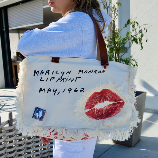 Bolsa Wallow Marilyn com Alça de Couro Duo Marrom e Off White com Zíper