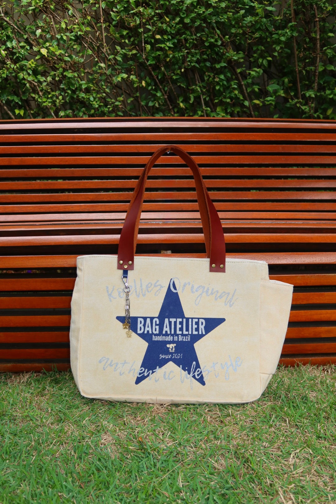 Bolsa Nuna Bege com Alças de Couro Marrom