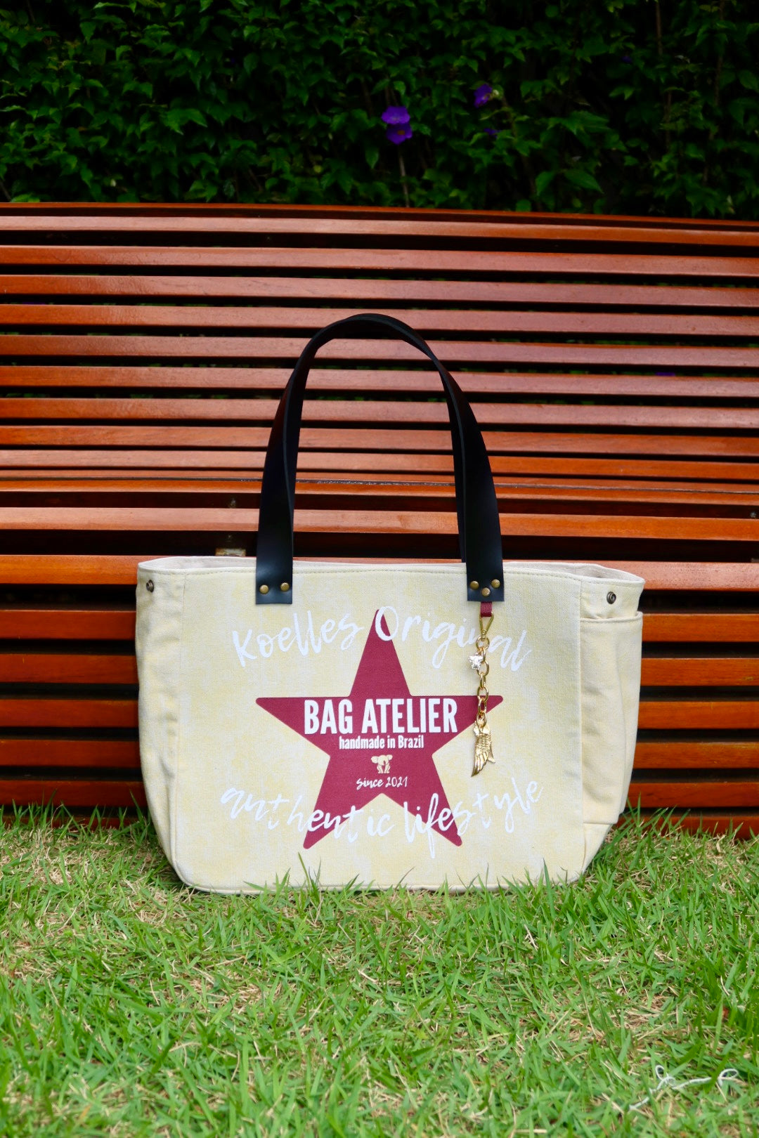 Bolsa Nuna Amarelo com Alças de Couro Preto