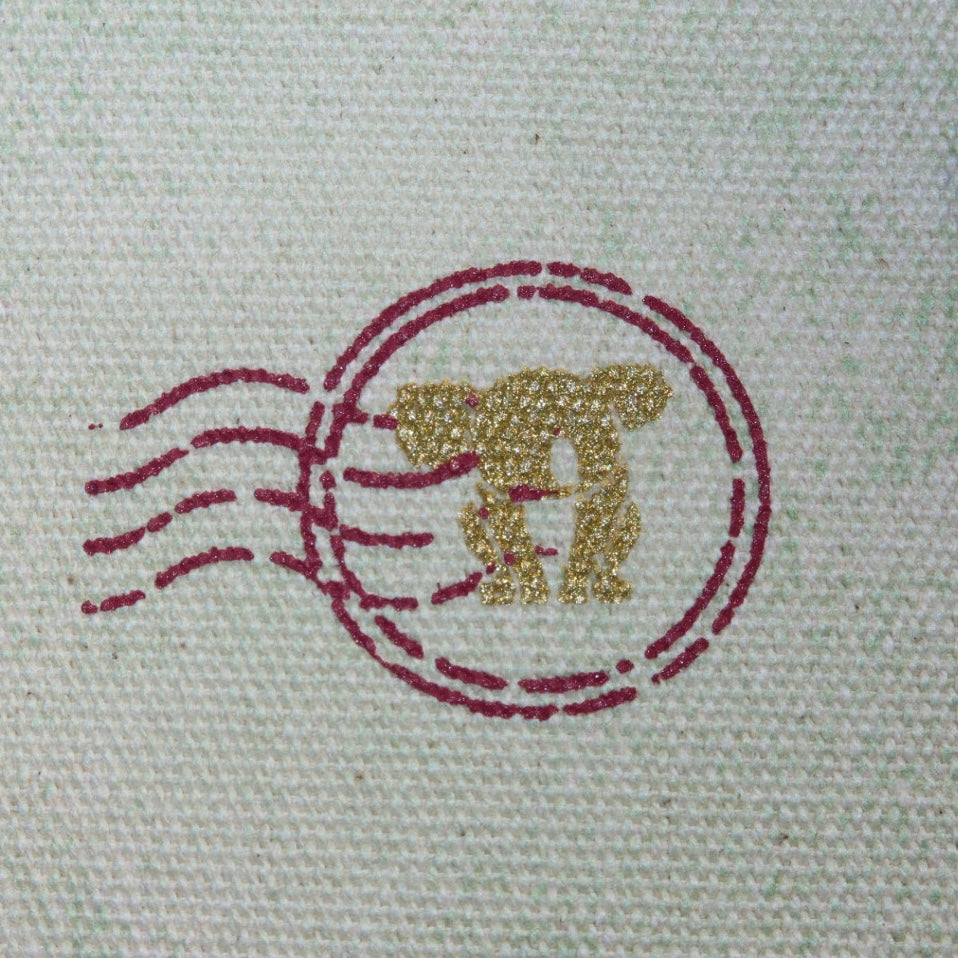 Necessaire Flat Verde Estampada (Vinho e Dourado)