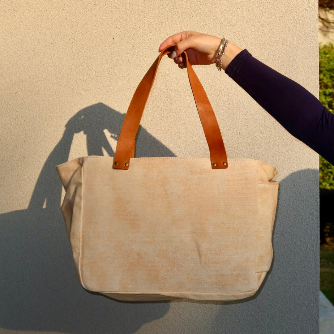 Bolsa Nuna Lilac com Alças de Couro Marrom Claro