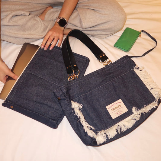 Bolsa Katrin Jeans Escuro PET com Alças de Corrente e Couro Preto