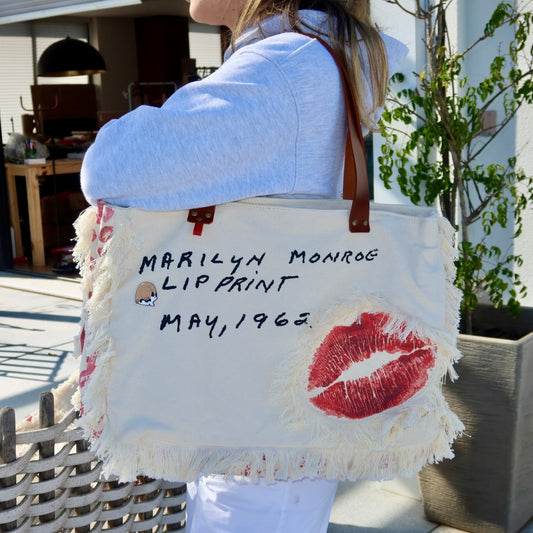 Bolsa Wallow Marilyn com Alça de Couro Marrom