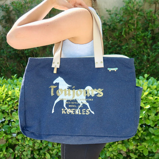 Bolsa Wallow Marinho com Alça de Couro Off White