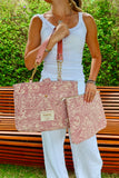 Bolsa Katrin Arabesque Vinho com Alças de Corrente e Couro Rosa Claro