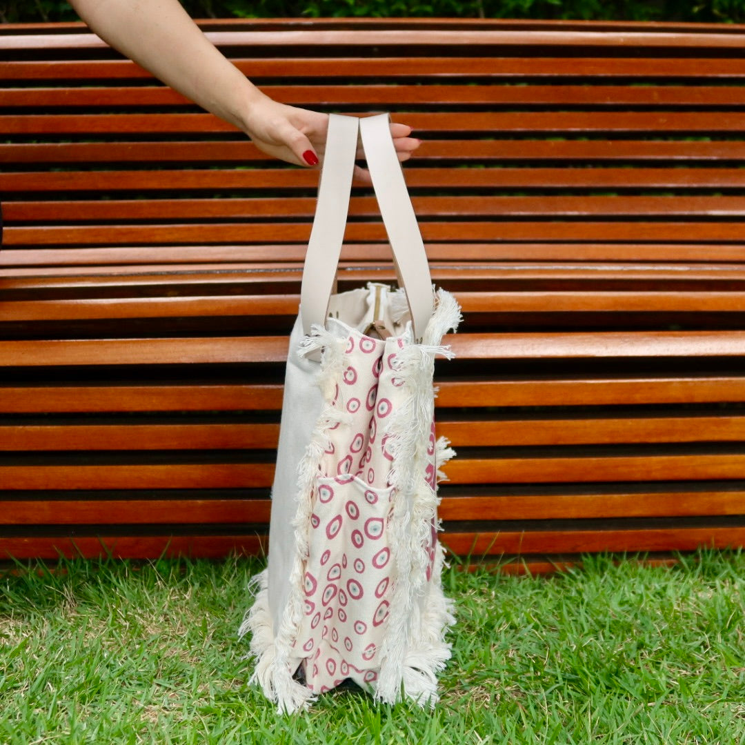 Bolsa Wallow Good Vibes Rosa com Alça de Couro Off White com Zíper