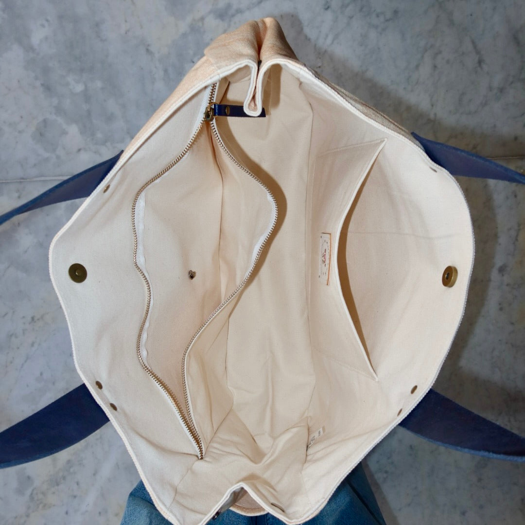 Bolsa Wallow Laranja com Alça de Couro Marinho