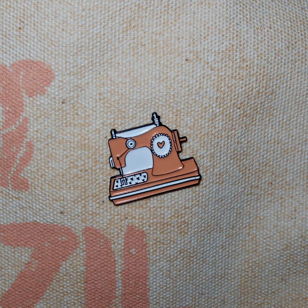 Bolsa Wallow Bege com Alça de Couro Marrom