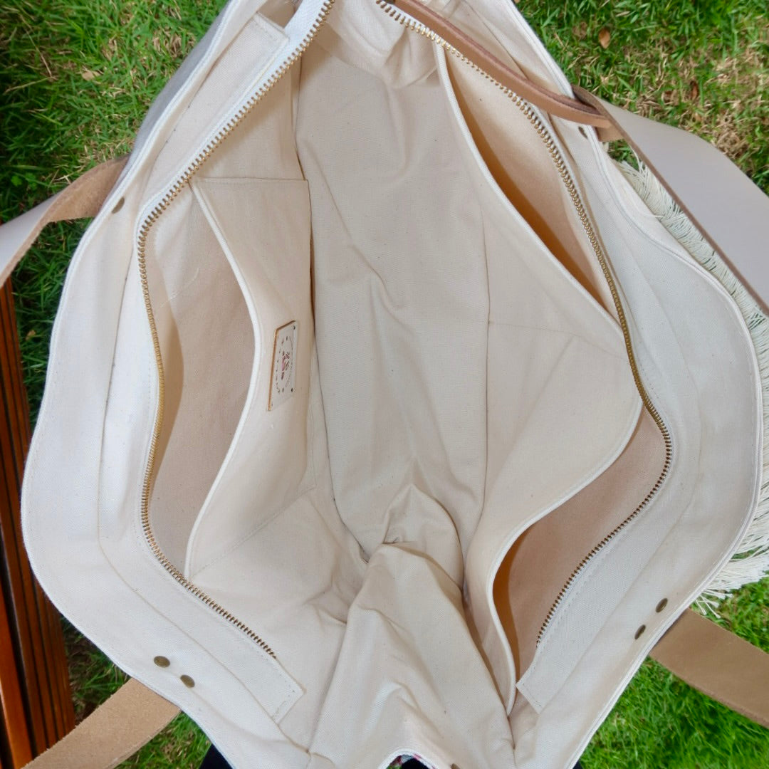 Bolsa Wallow Good Vibes Rosa com Alça de Couro Off White com Zíper