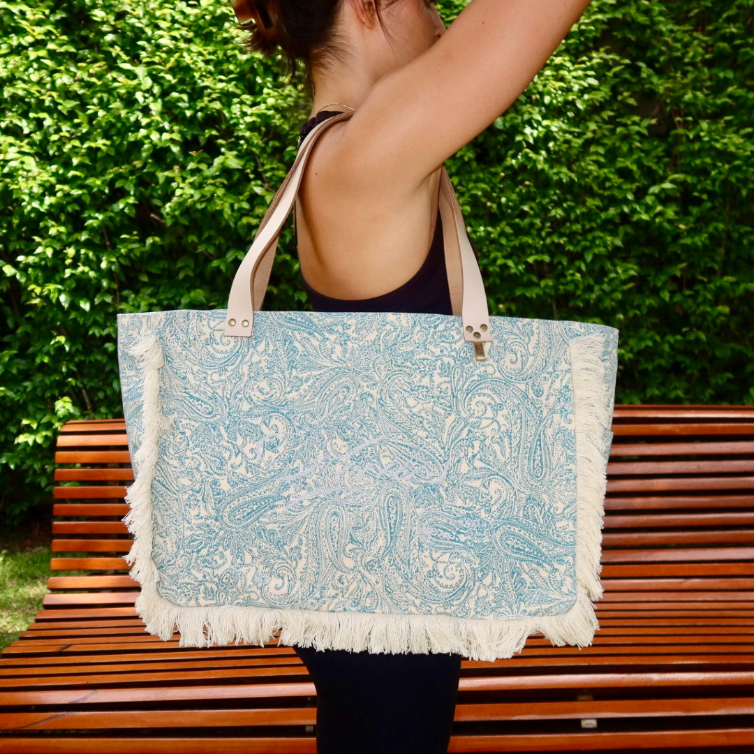 Bolsa Wallow Arabesque Turquesa com Alça de Couro Off White com Zíper