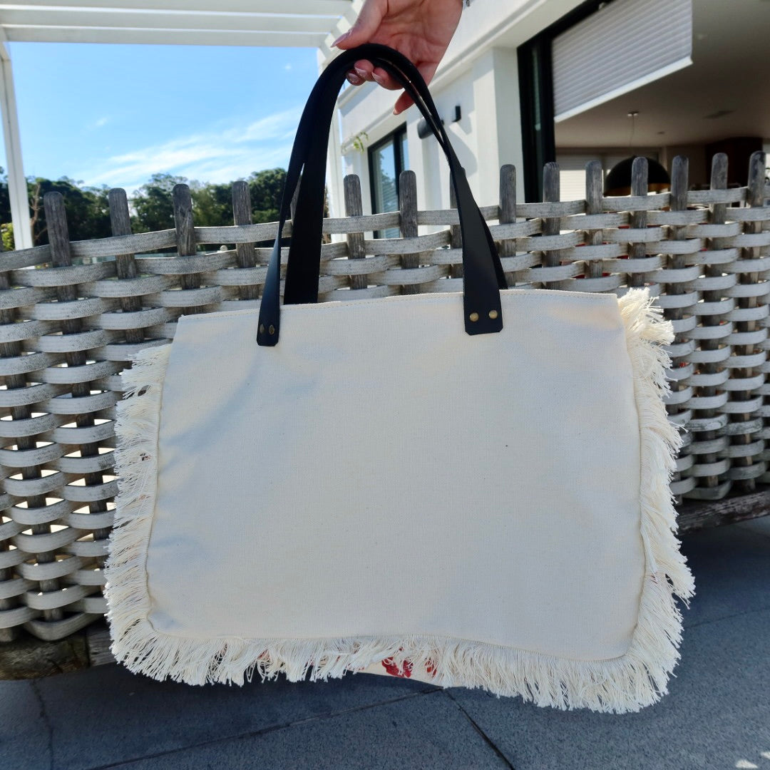 Bolsa Wallow Marilyn com Alça de Couro Preto