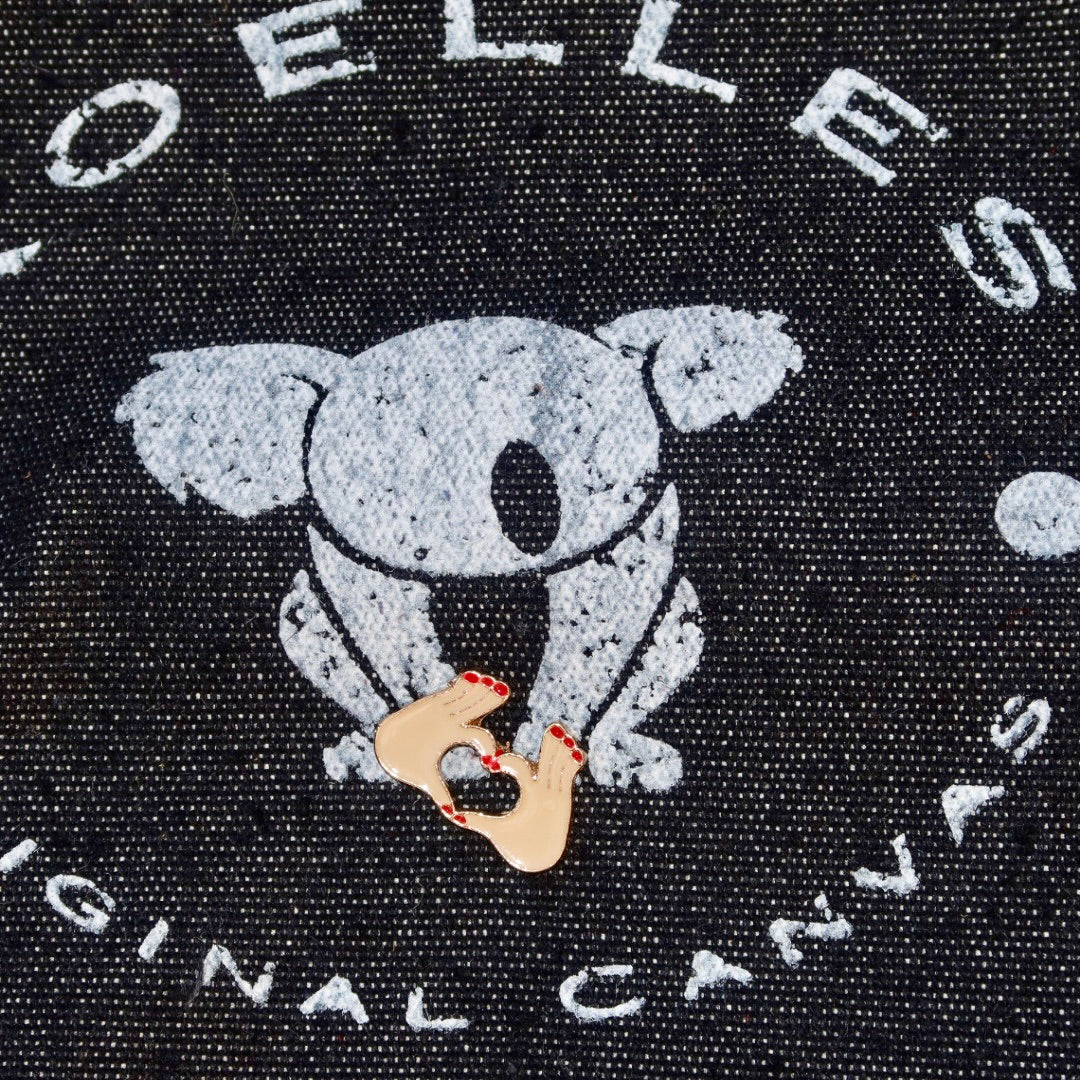 Bolsa Wallow Jeans Preto com Alça de Couro Caramelo com Zíper