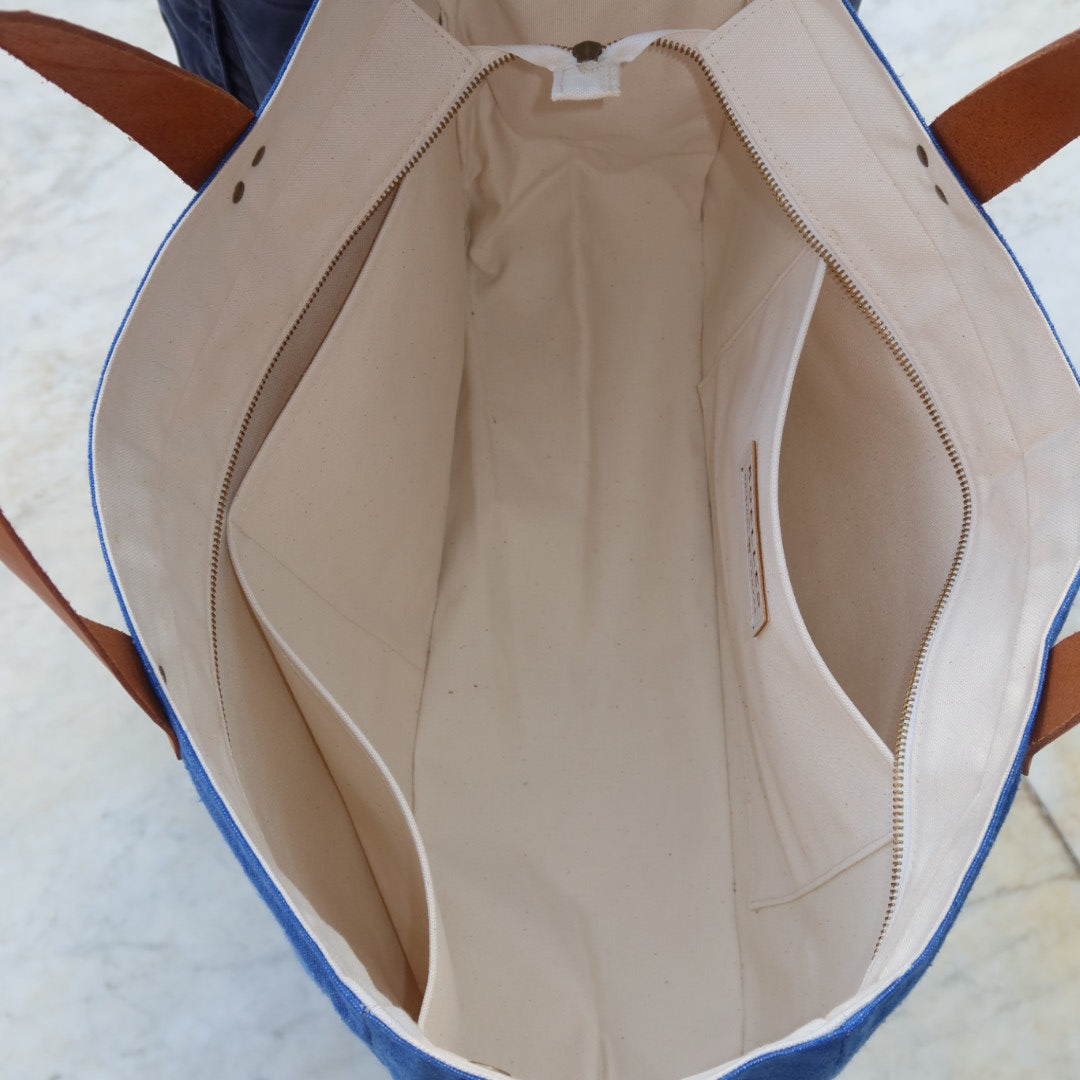 Bolsa Wallow Azul Port com Alça de Couro Caramelo com Zíper