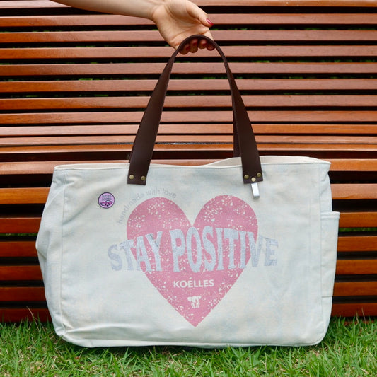 Bolsa Wallow Aqua com Alça de Couro Marrom Escuro