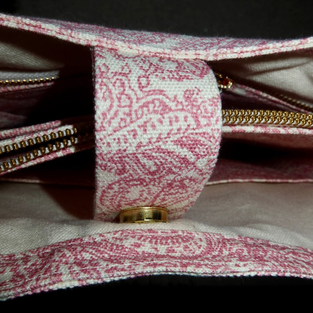 Bolsa Katrin Arabesque Rosa com Alças de Corrente e Couro Marrom