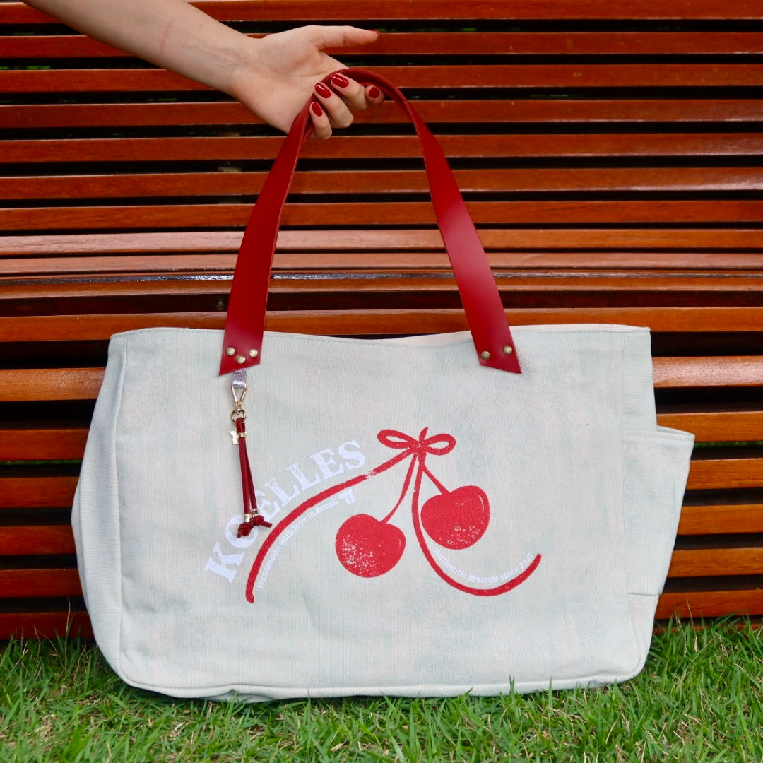 Bolsa Wallow Azul com Alça de Couro Vermelho