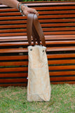 Bolsa Wallow Laranja com Alça de Couro Marrom Escuro