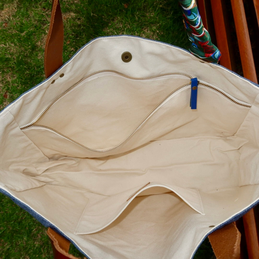 Bolsa Wallow Jeans com Alça de Couro Marrom