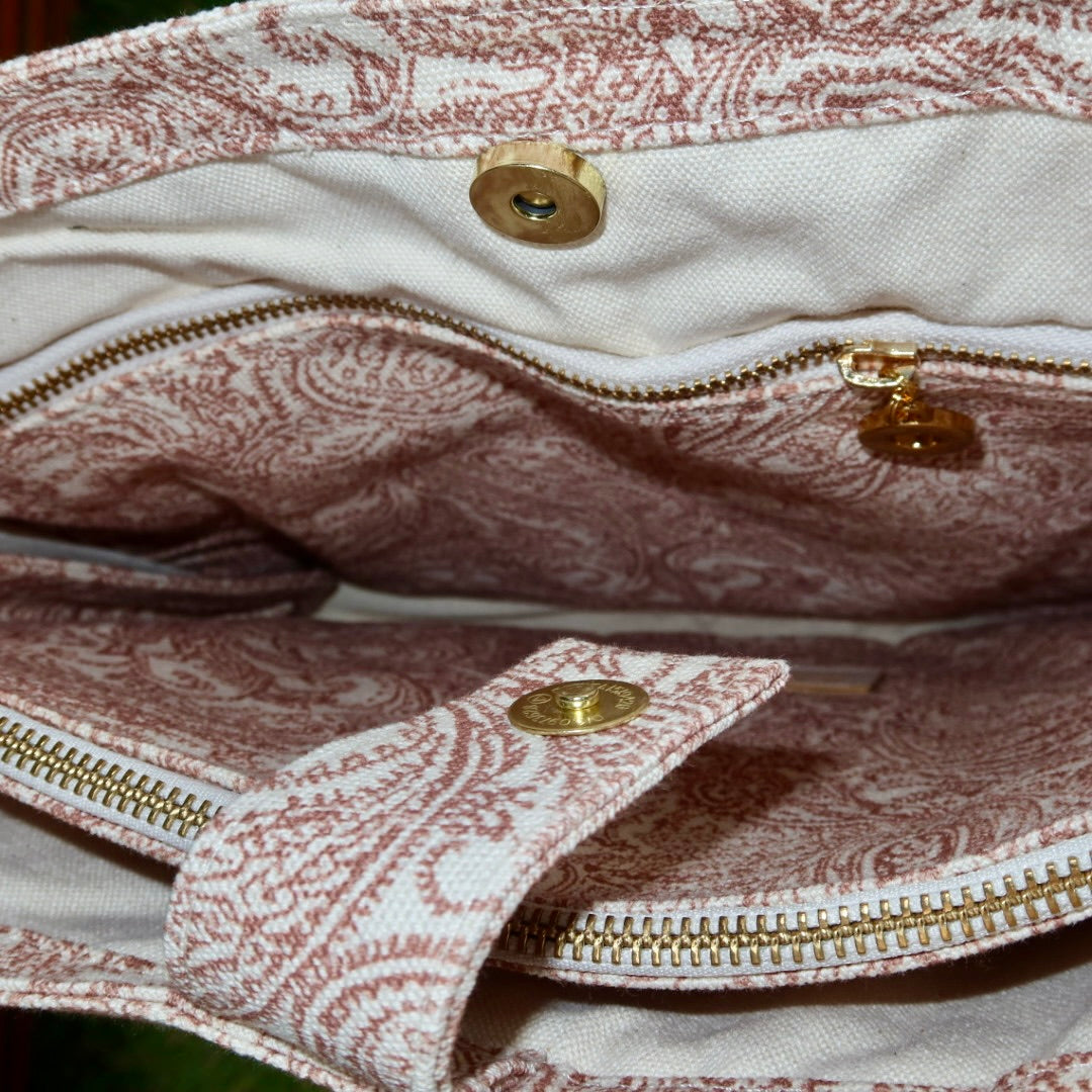 Bolsa Katrin Arabesque Terracota com Alças de Corrente e Couro Off White