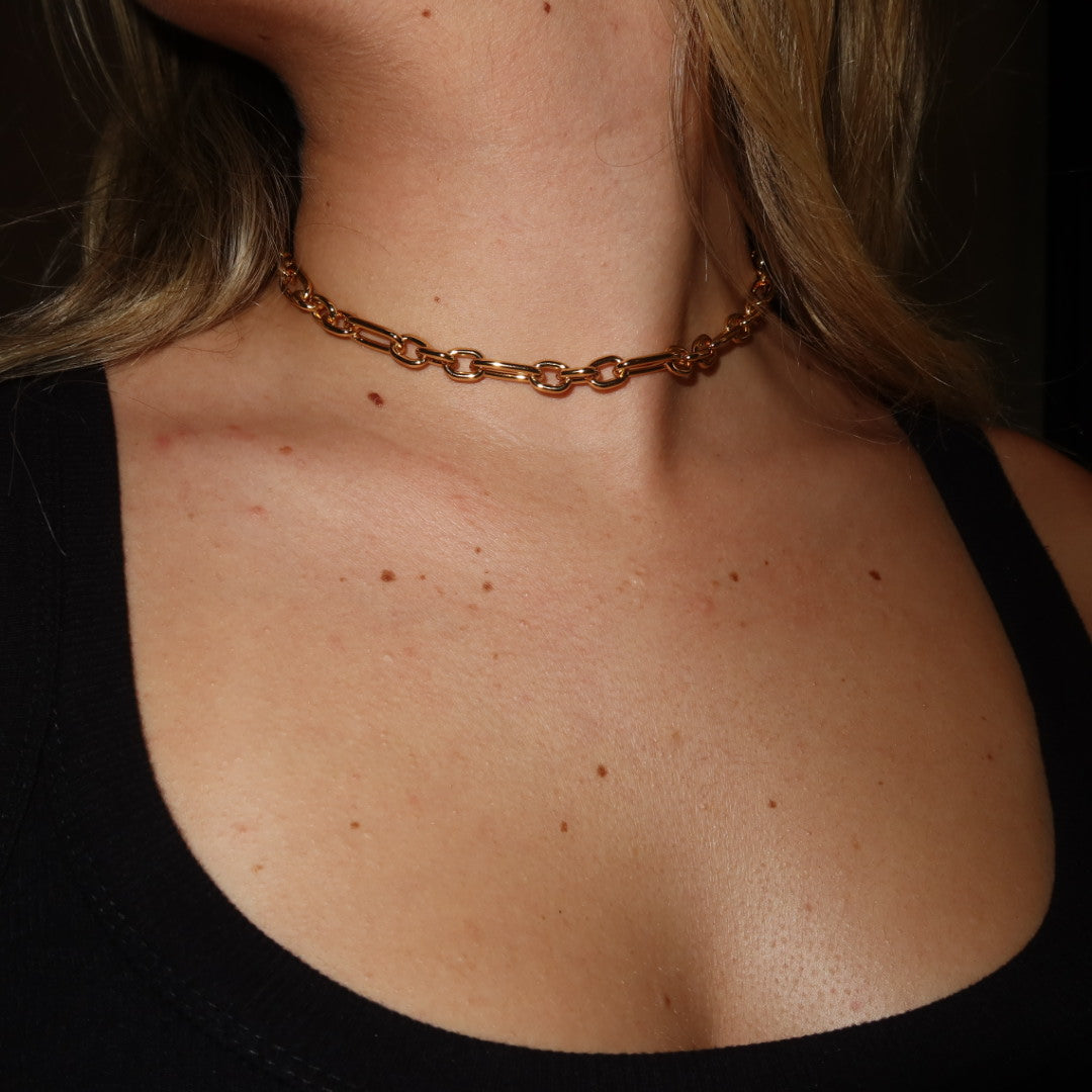 Colar Elos Dourado
