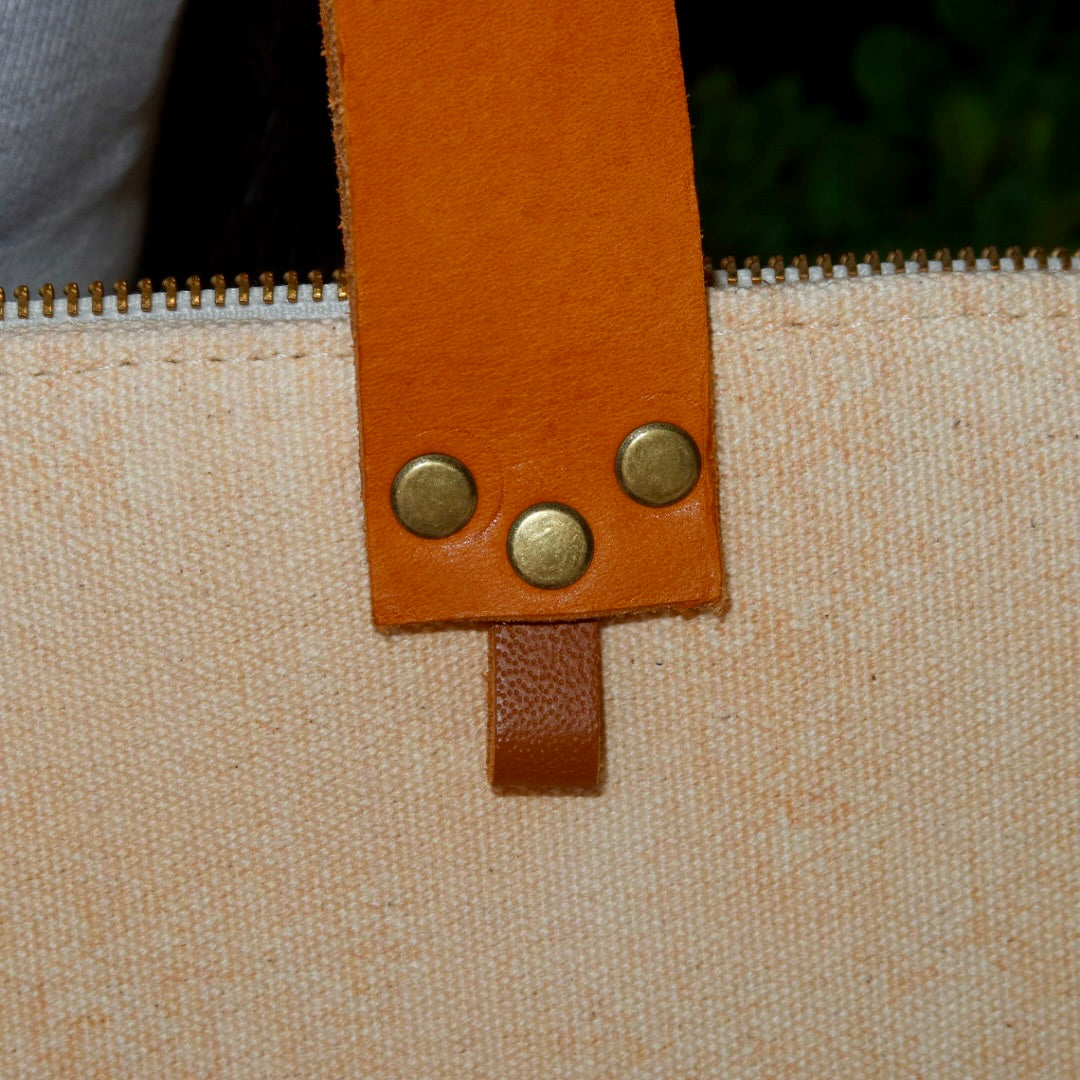 Bolsa Nuna Laranja com Alças de Couro Caramelo