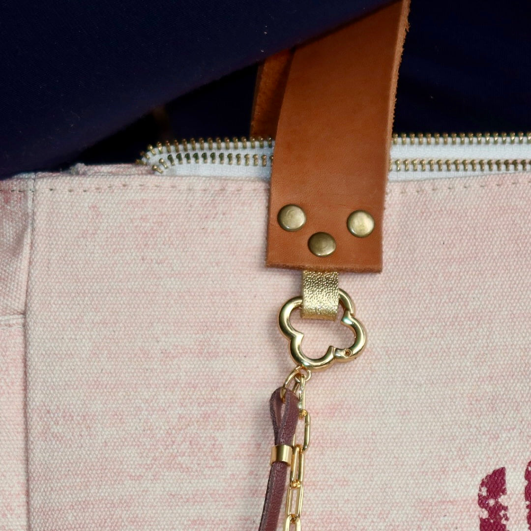 Bolsa Nuna Lilac com Alças de Couro Marrom Claro