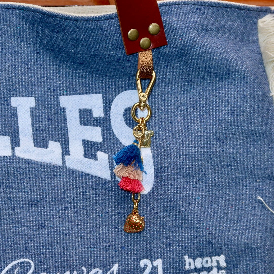 Bolsa Wallow Jeans com Alça de Couro Marrom