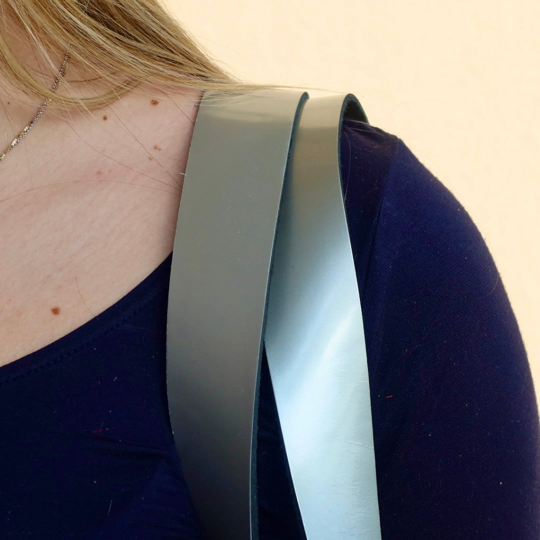 Bolsa Wallow Good Vibes Rosa com Alça de Couro Prata com Zíper