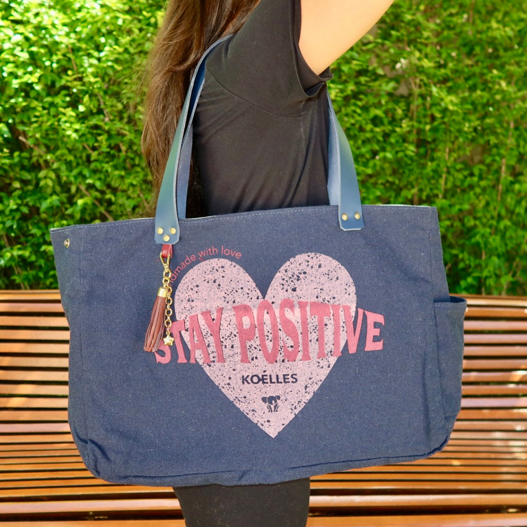 Bolsa Wallow Marinho com Alça de Couro Marinho