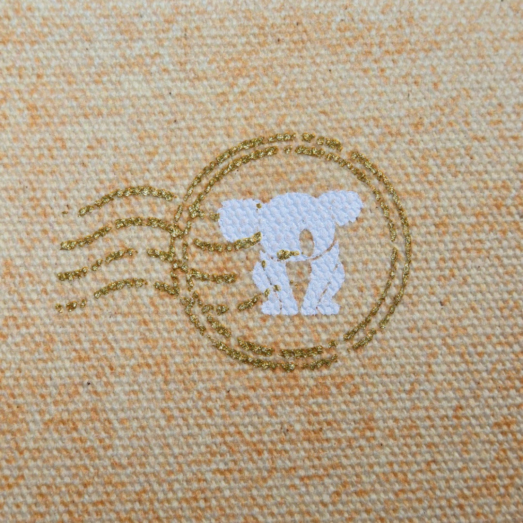 Necessaire Flat Laranja Estampada (Dourado e Branco)