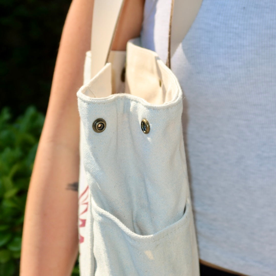 Bolsa Wallow Azul com Alça de Couro Off White