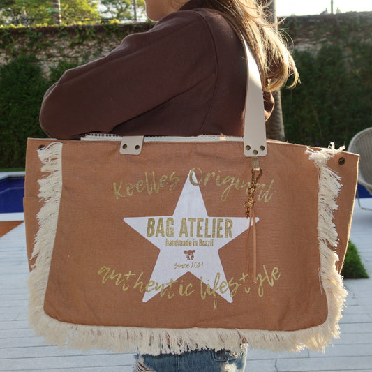 Bolsa Wallow Caramelo com Alça de Couro Off White com Zíper