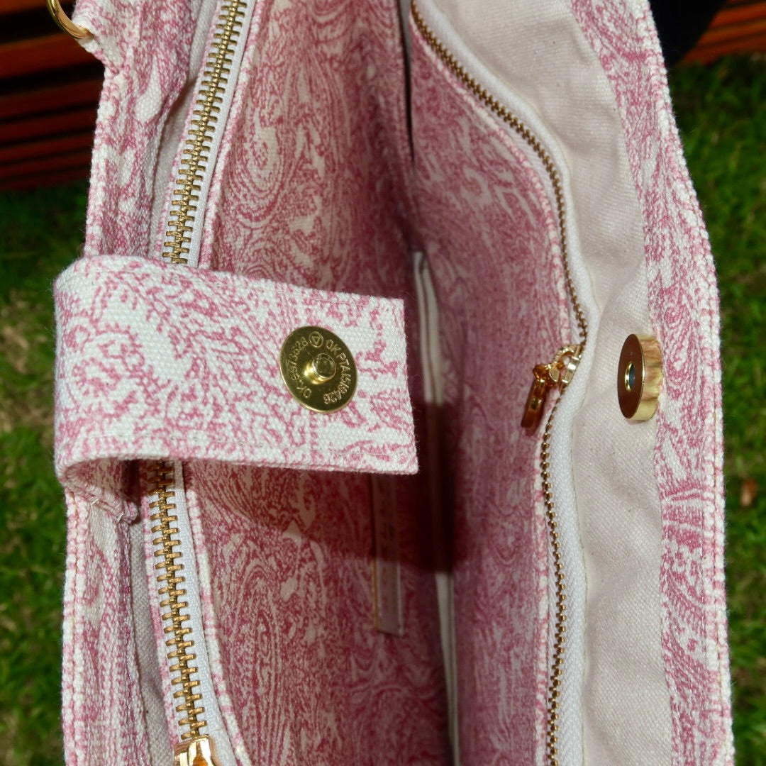 Bolsa Katrin Arabesque Rosa com Alças de Corrente e Couro Marrom Escuro