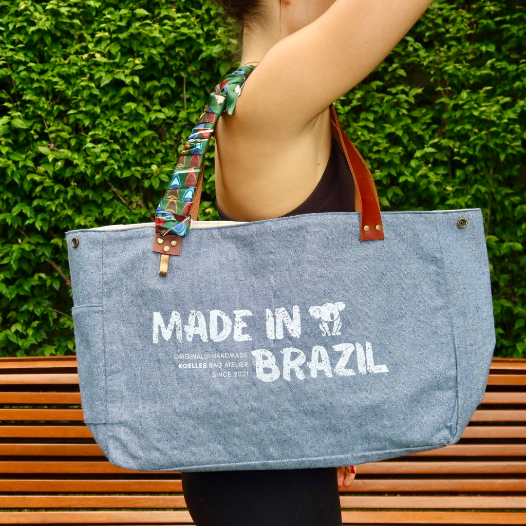 Bolsa Wallow Jeans com Alça de Couro Marrom