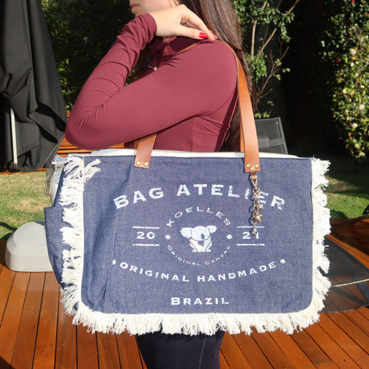 Bolsa Wallow Jeans Escuro com Alça de Couro Marrom com Zíper
