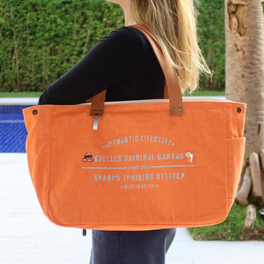 Bolsa Wallow Laranja com Alça de Couro Caramelo com Zíper