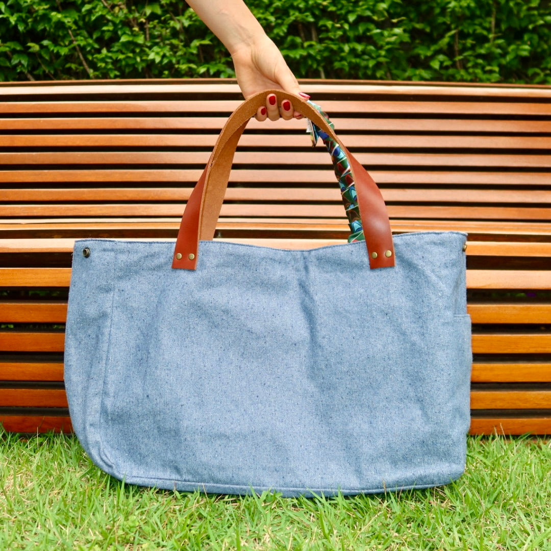 Bolsa Wallow Jeans com Alça de Couro Marrom