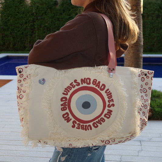Bolsa Wallow Good Vibes Vermelho com Alça de Couro Rosa Claro