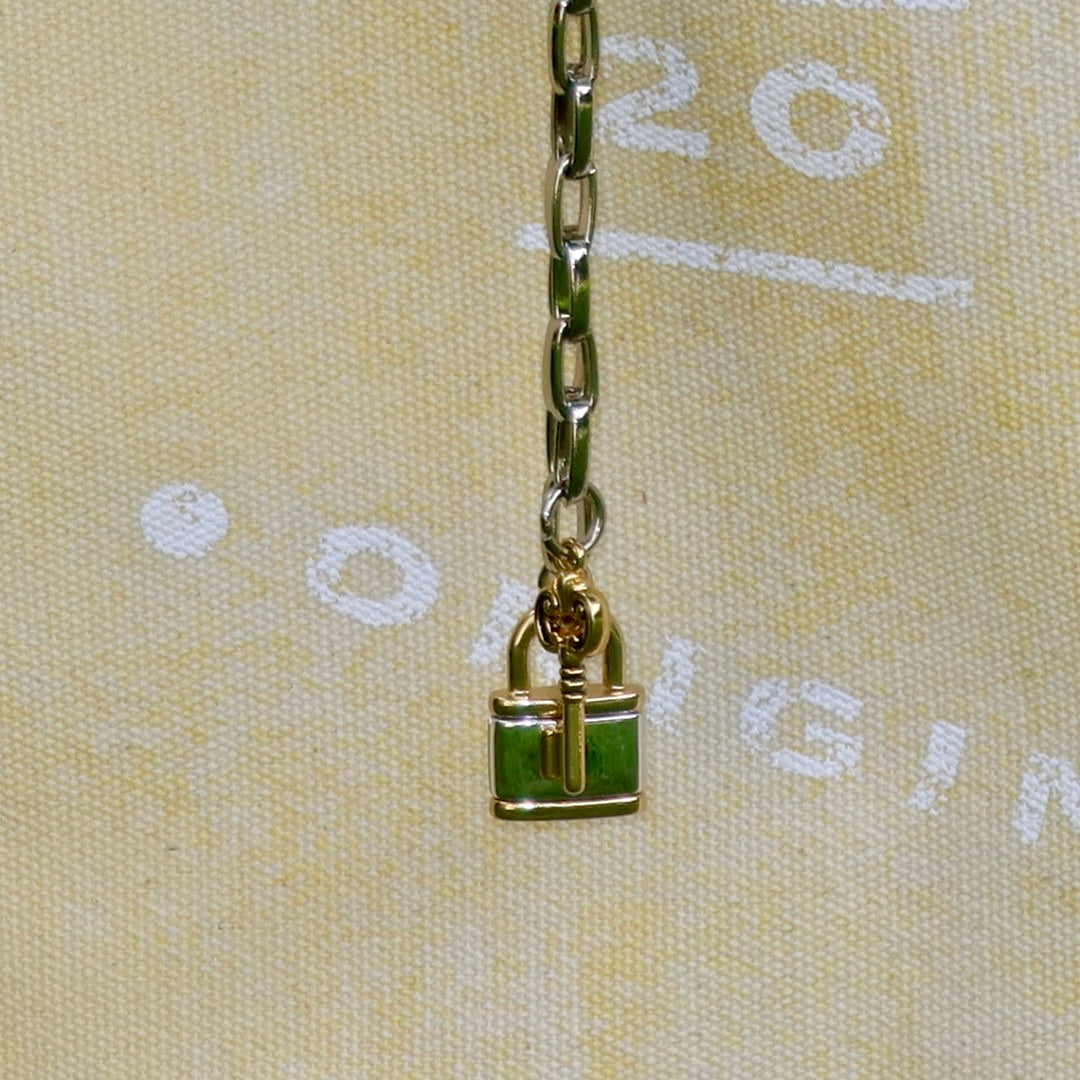 Bolsa Wallow Amarela com Alça de Couro Marrom Escuro