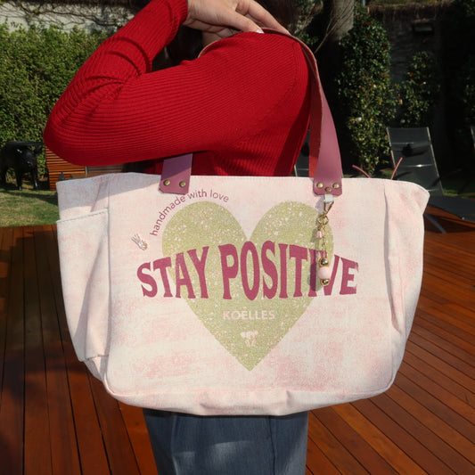 Bolsa Nuna Rosa com Alças de Couro Rosa Escuro