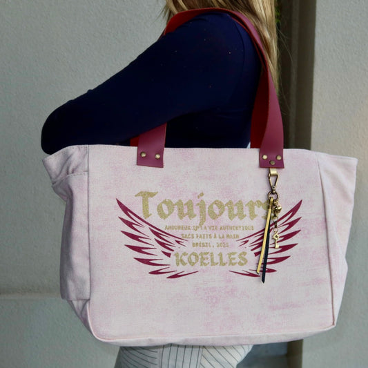 Bolsa Nuna Lilac com Alças de Couro Rosa Escuro
