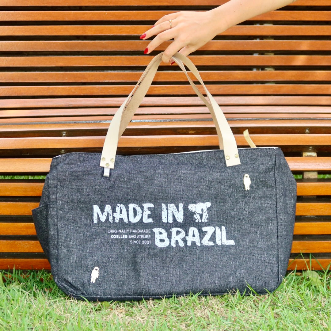 Bolsa Wallow Jeans Preto com Alça de Couro Bege com Zíper