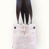 Bolsa Nuna Lilac com Alças de Couro Marrom Escuro