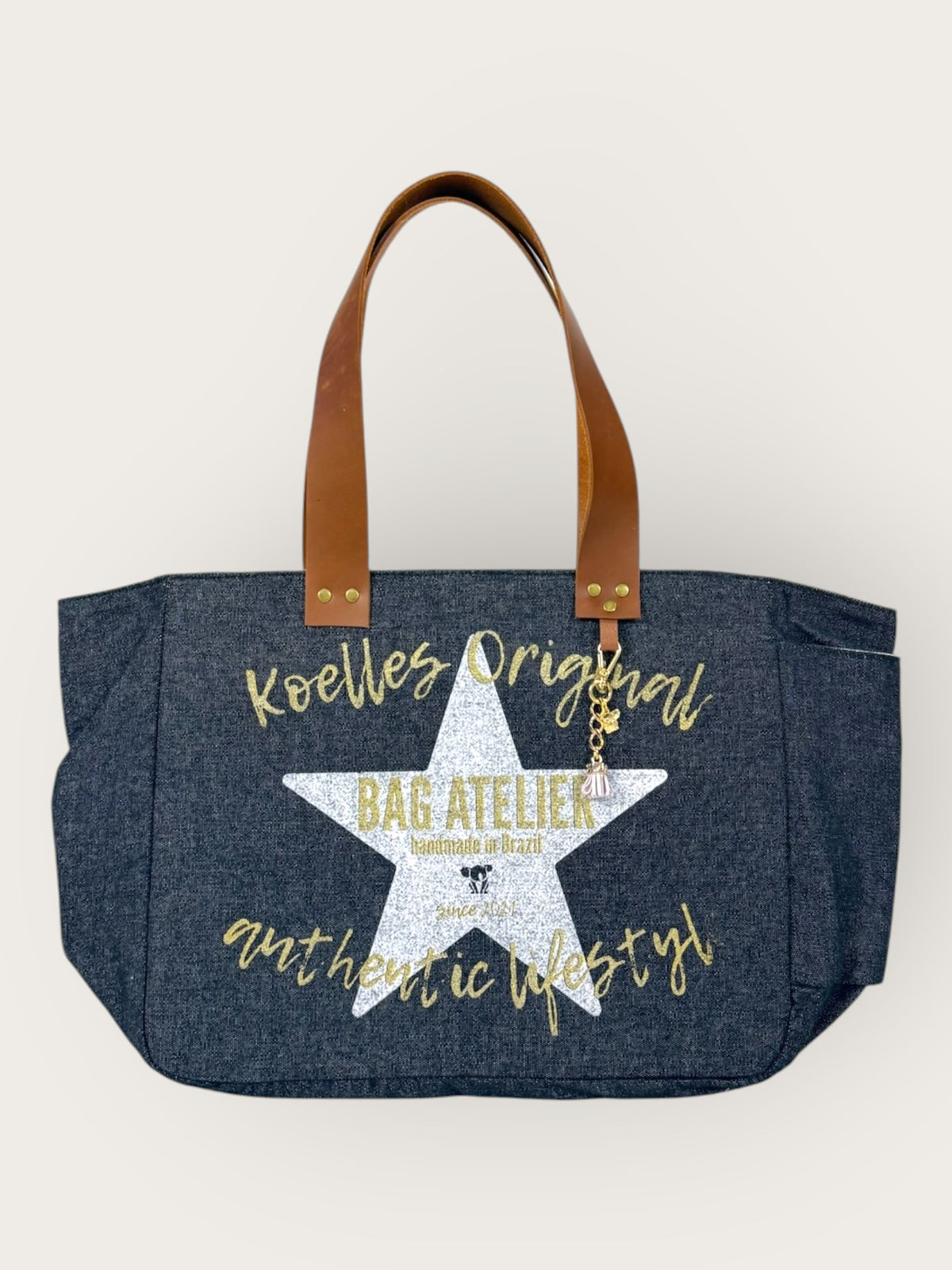Bolsa Nuna Jeans Preta com Alças de Couro Marrom Café