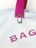 Bolsa Wallow Bege com Alça de Couro Rosa